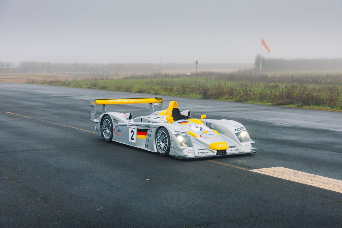 2001 Audi R8 LMP