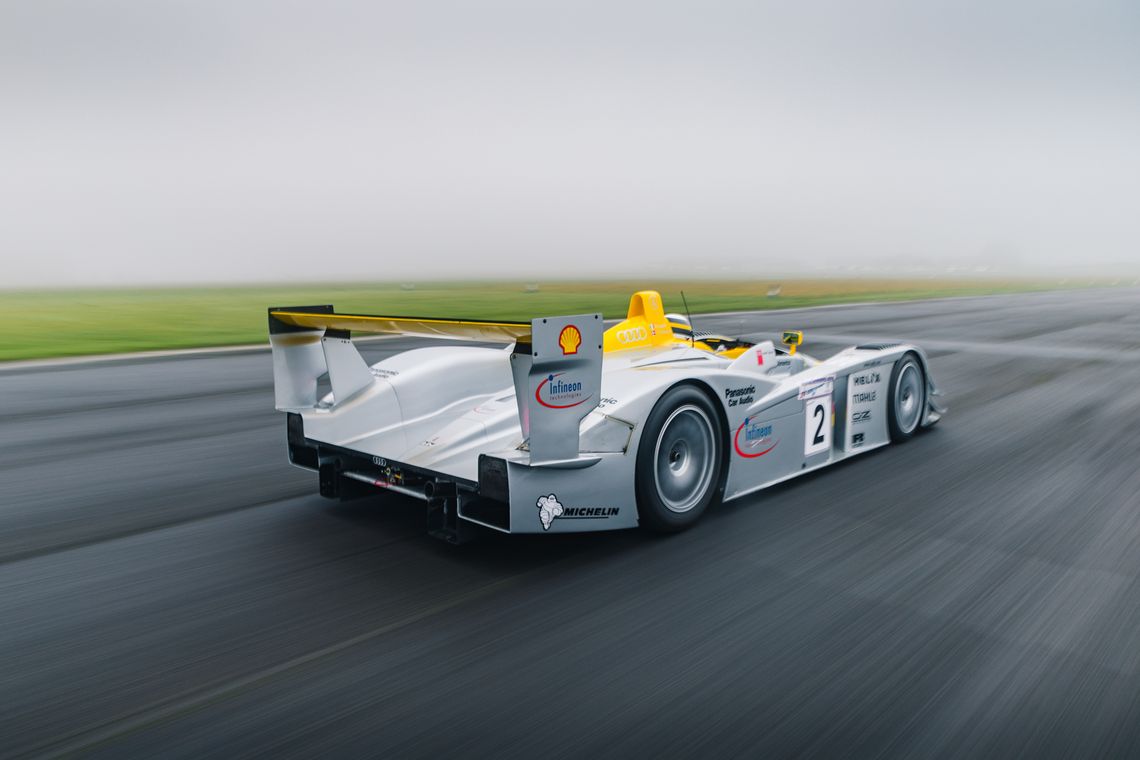 2001 Audi R8 LMP